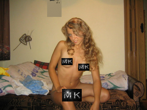 fake nude pics of miley cyrus